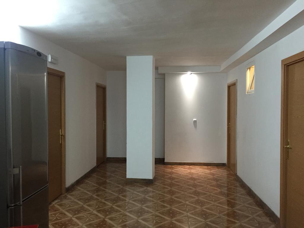 Hostal Ideal Sants Barcelona Exterior photo